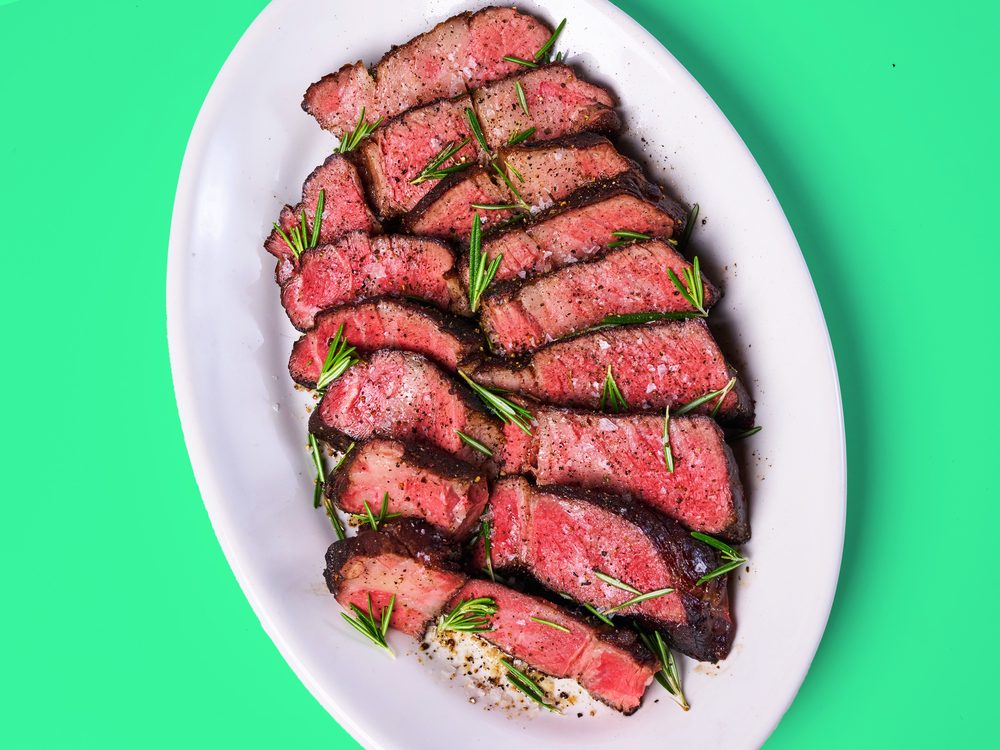 Grilled Chuck Steak with Lettuce
