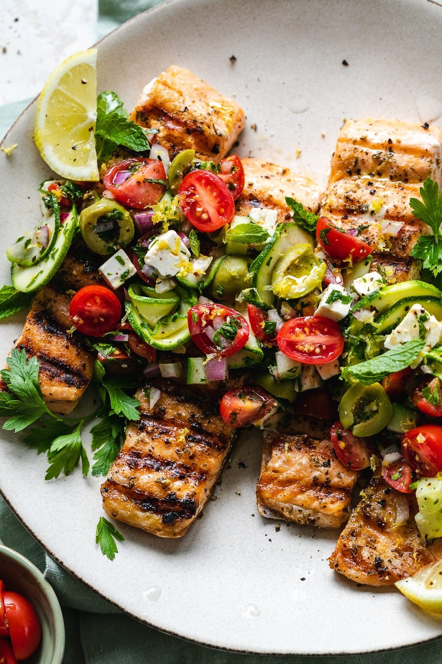 Grilled Salmon with Zucchini